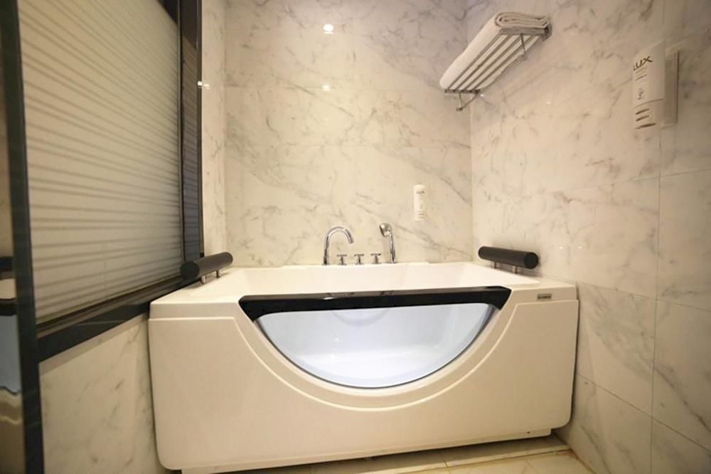 Days Inn Hotspring Hạ Môn Ngoại thất bức ảnh